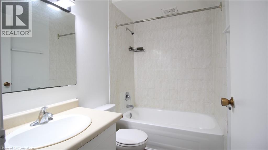 1200 Courtland Avenue E Unit# 5, Kitchener, Ontario  N2C 1K7 - Photo 14 - 40760532