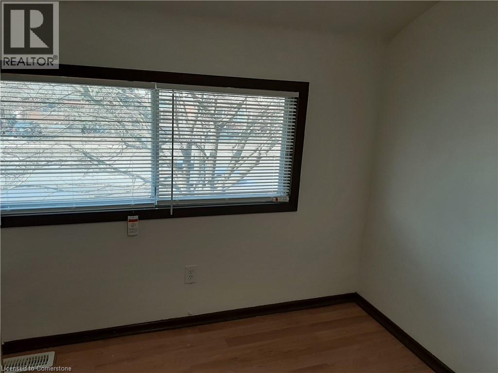 201 Erb Street E Unit# A, Waterloo, Ontario  N2J 1M7 - Photo 6 - 40760787
