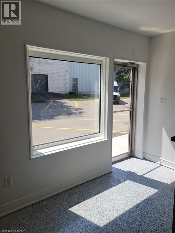 644 Colby Drive Unit# 5, Waterloo, Ontario  N2V 1A2 - Photo 8 - 40740834