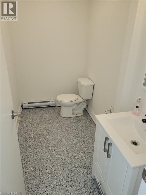 644 Colby Drive Unit# 5, Waterloo, Ontario  N2V 1A2 - Photo 4 - 40740834