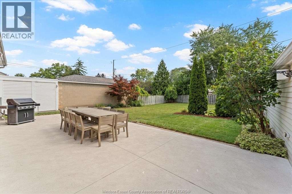 2748 Dandurand, Windsor, Ontario N9E 2E3 - Photo 30 - 25021119