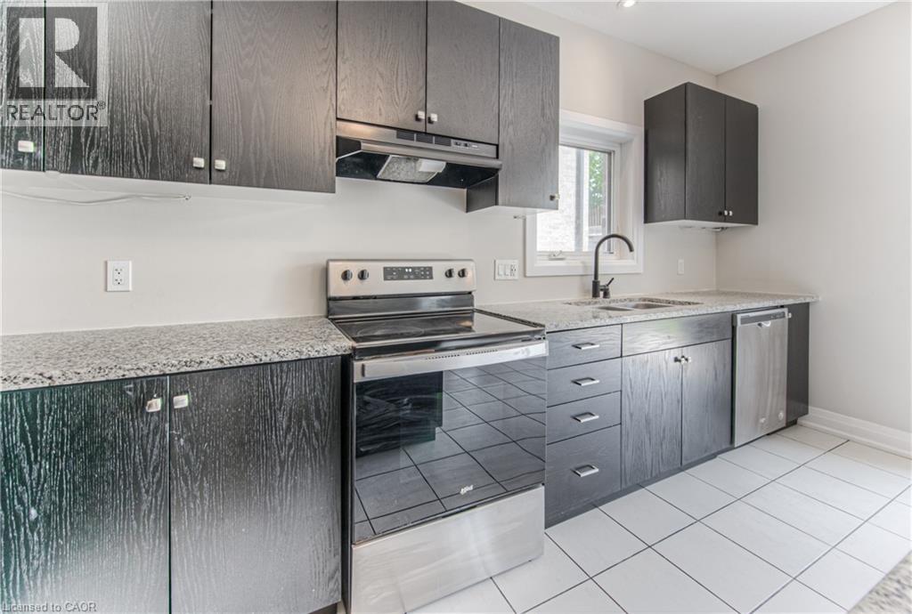 132 Ridgemount Street, Kitchener, Ontario  N2P 0K4 - Photo 12 - 40741664