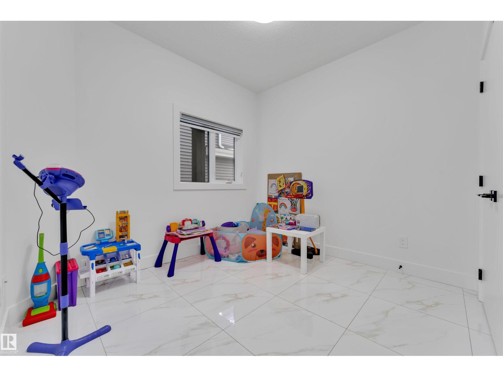 1924 164 St Sw, Edmonton, Alberta  T6W 5J9 - Photo 9 - E4453698
