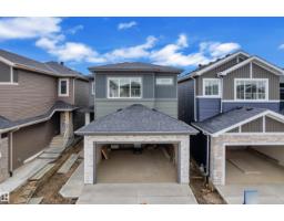3519 42 AV Triomphe Estates