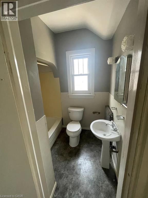 34 Oak Street, Cambridge, Ontario  N1R 4K6 - Photo 15 - 40743305