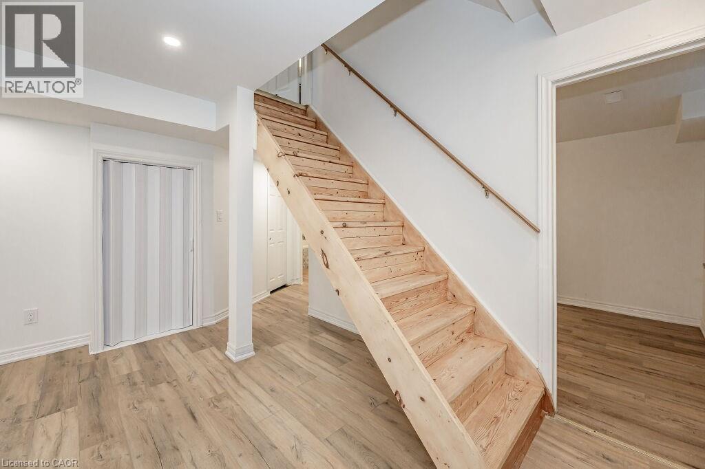 61 Schueller Street, Kitchener, Ontario  N2K 3W2 - Photo 28 - 40745003
