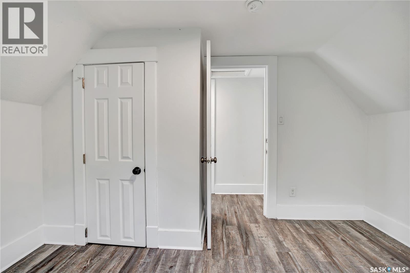 221 N Avenue S, Saskatoon, Saskatchewan  S7M 2N1 - Photo 26 - SK016052