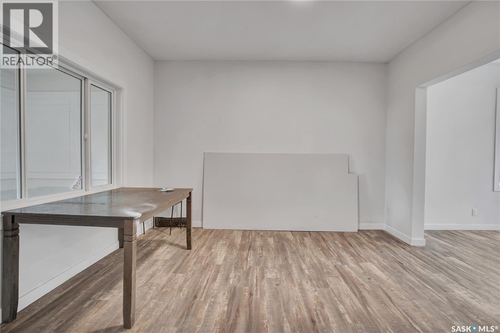 221 N Avenue S, Saskatoon, Saskatchewan  S7M 2N1 - Photo 9 - SK016052