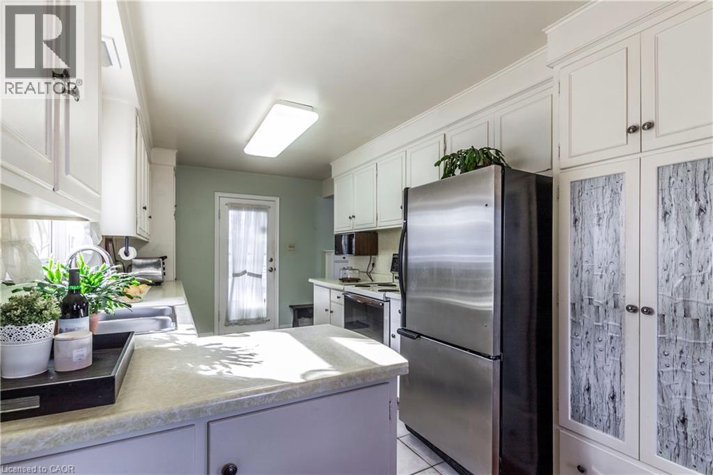 141 Riverbank Drive, Cambridge, Ontario  N3H 4R6 - Photo 11 - 40745330