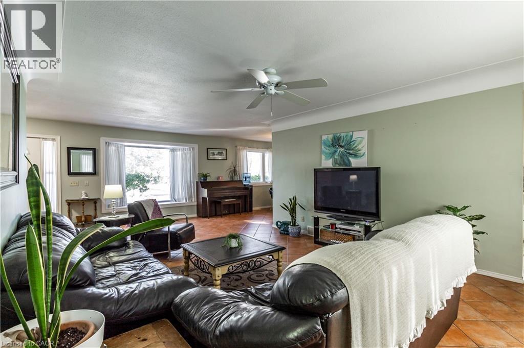 141 Riverbank Drive, Cambridge, Ontario  N3H 4R6 - Photo 5 - 40745330