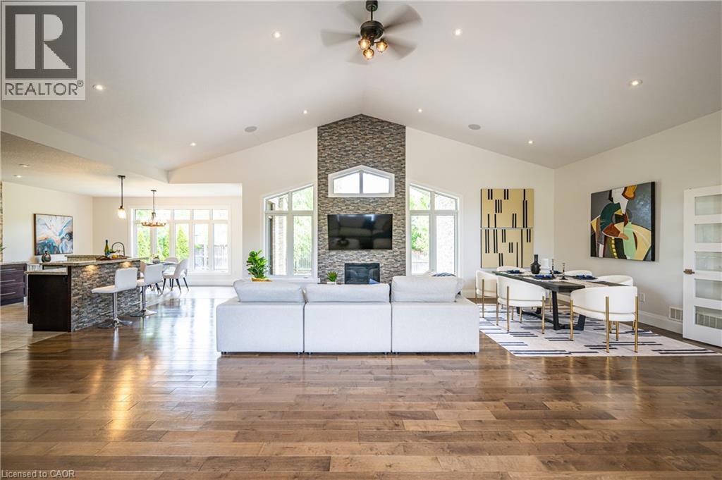 Photo 9 of 50 for 39 Earlscourt Terrace