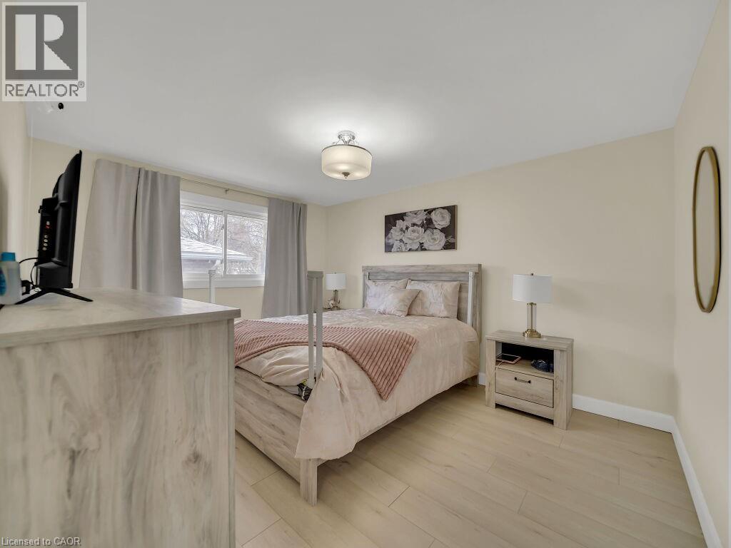 75 Bettley Crescent, Kitchener, Ontario  N2B 2N7 - Photo 18 - 40745967