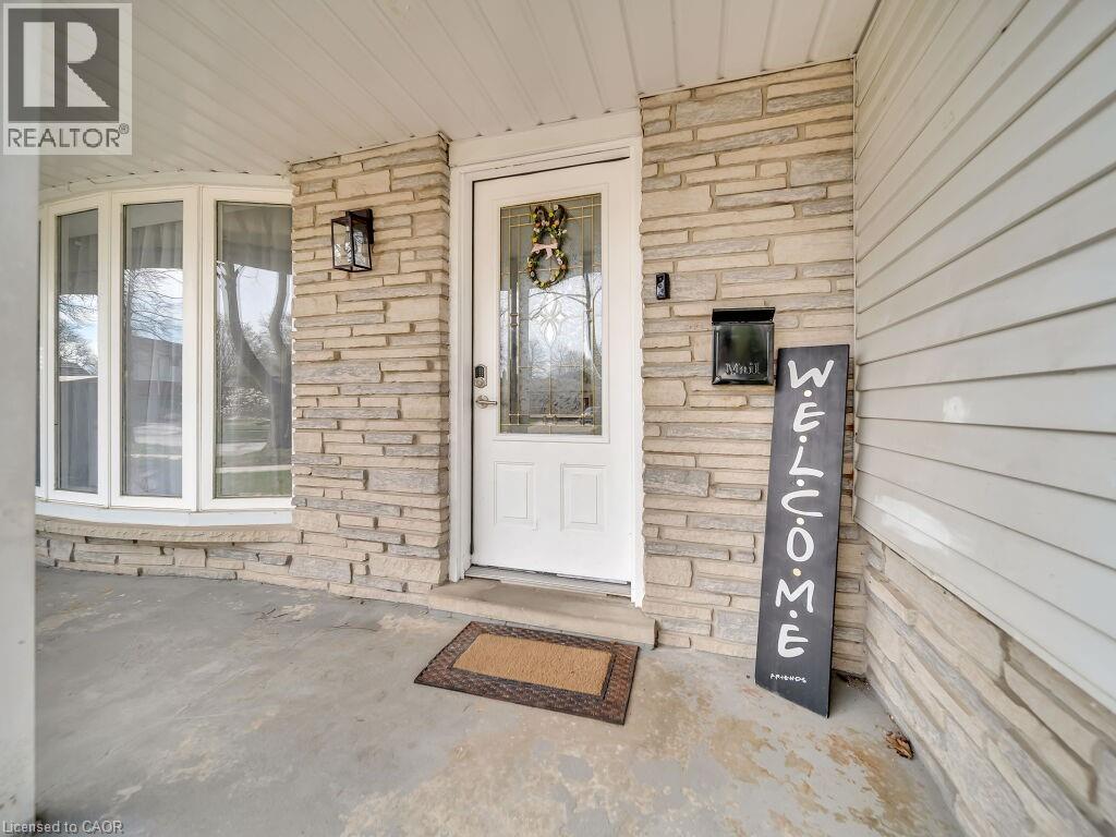 75 Bettley Crescent, Kitchener, Ontario  N2B 2N7 - Photo 1 - 40745967