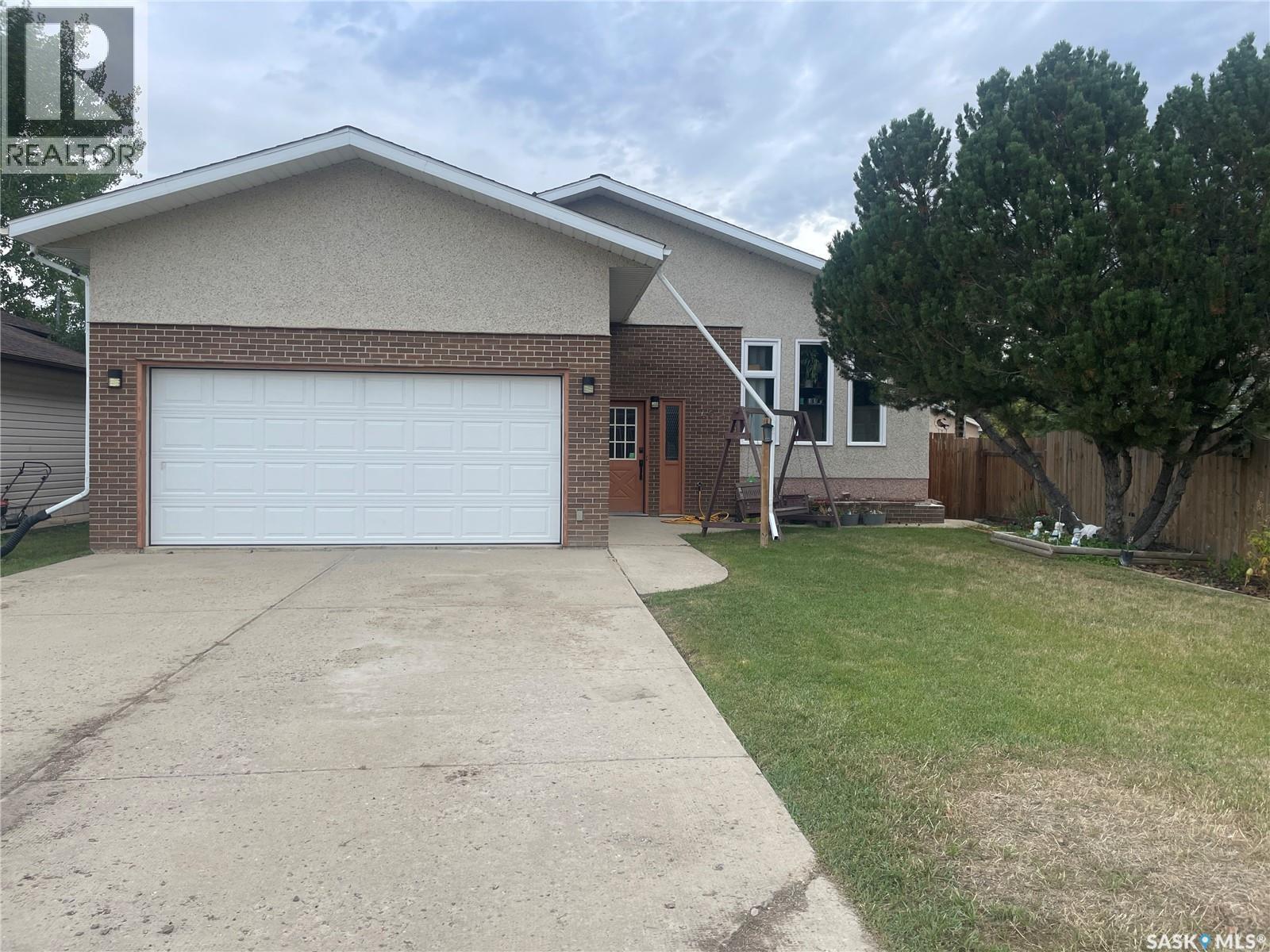 404 Parsons AVENUE, Maple Creek, Saskatchewan
