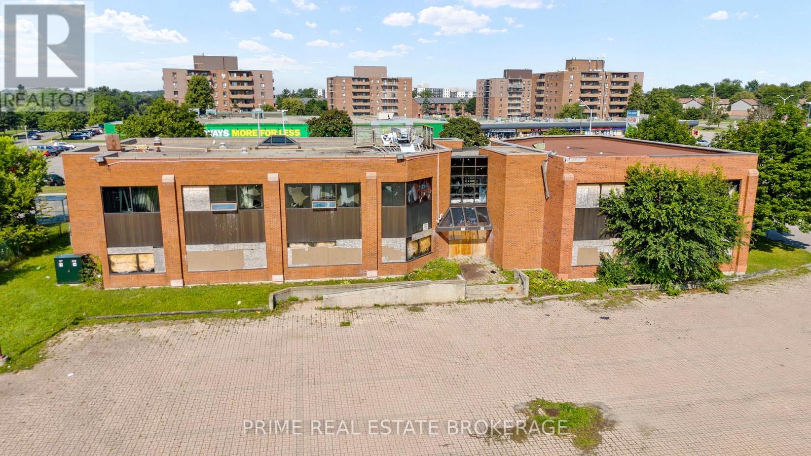 1408 Ernest Avenue, London South (South X), Ontario  N6E 3B2 - Photo 13 - X12353331