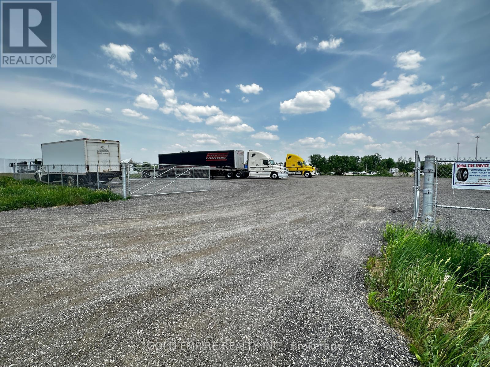 Lot 32 - 90 Shamrock Road, London South, Ontario  N6E 0B6 - Photo 1 - X12353357