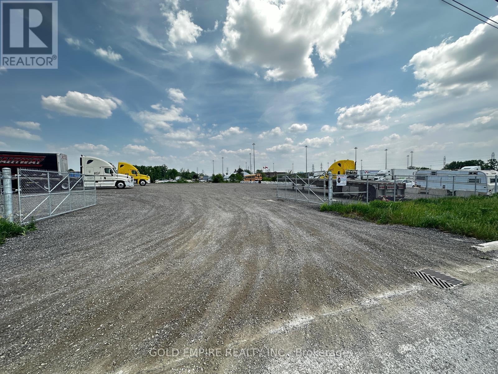 Lot 32 - 90 Shamrock Road, London South, Ontario  N6E 0B6 - Photo 5 - X12353357