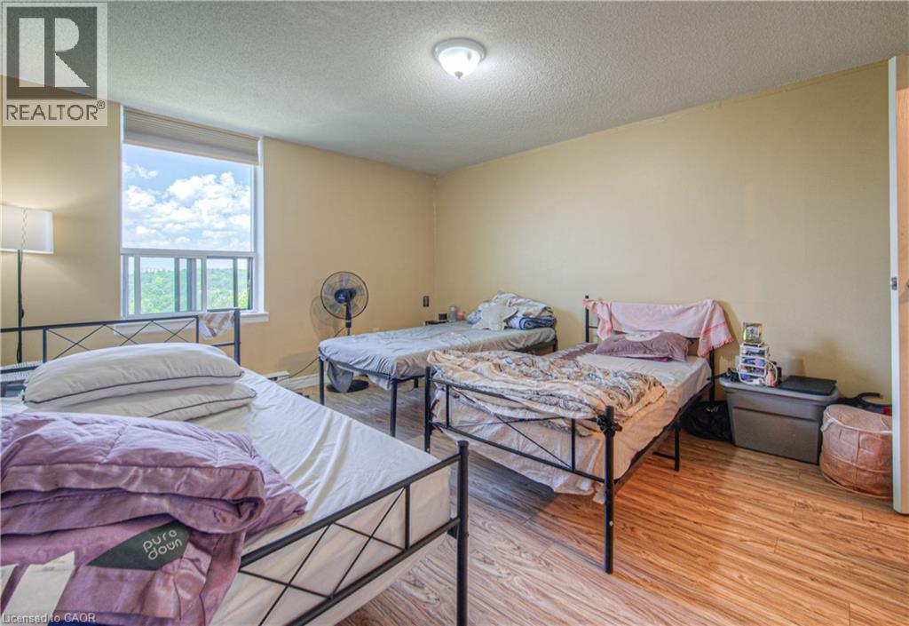 35 Green Valley Drive Unit# 1412, Kitchener, Ontario  N2P 2A5 - Photo 17 - 40750274