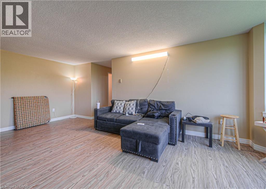 35 Green Valley Drive Unit# 1412, Kitchener, Ontario  N2P 2A5 - Photo 11 - 40750274