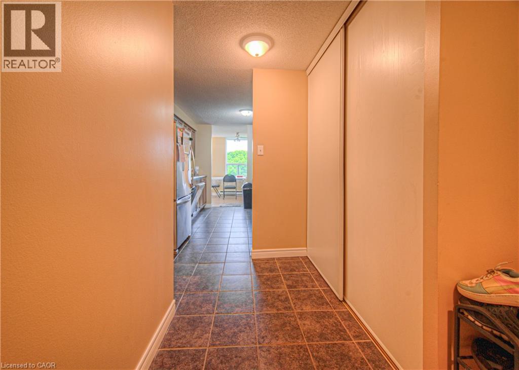 35 Green Valley Drive Unit# 1412, Kitchener, Ontario  N2P 2A5 - Photo 4 - 40750274