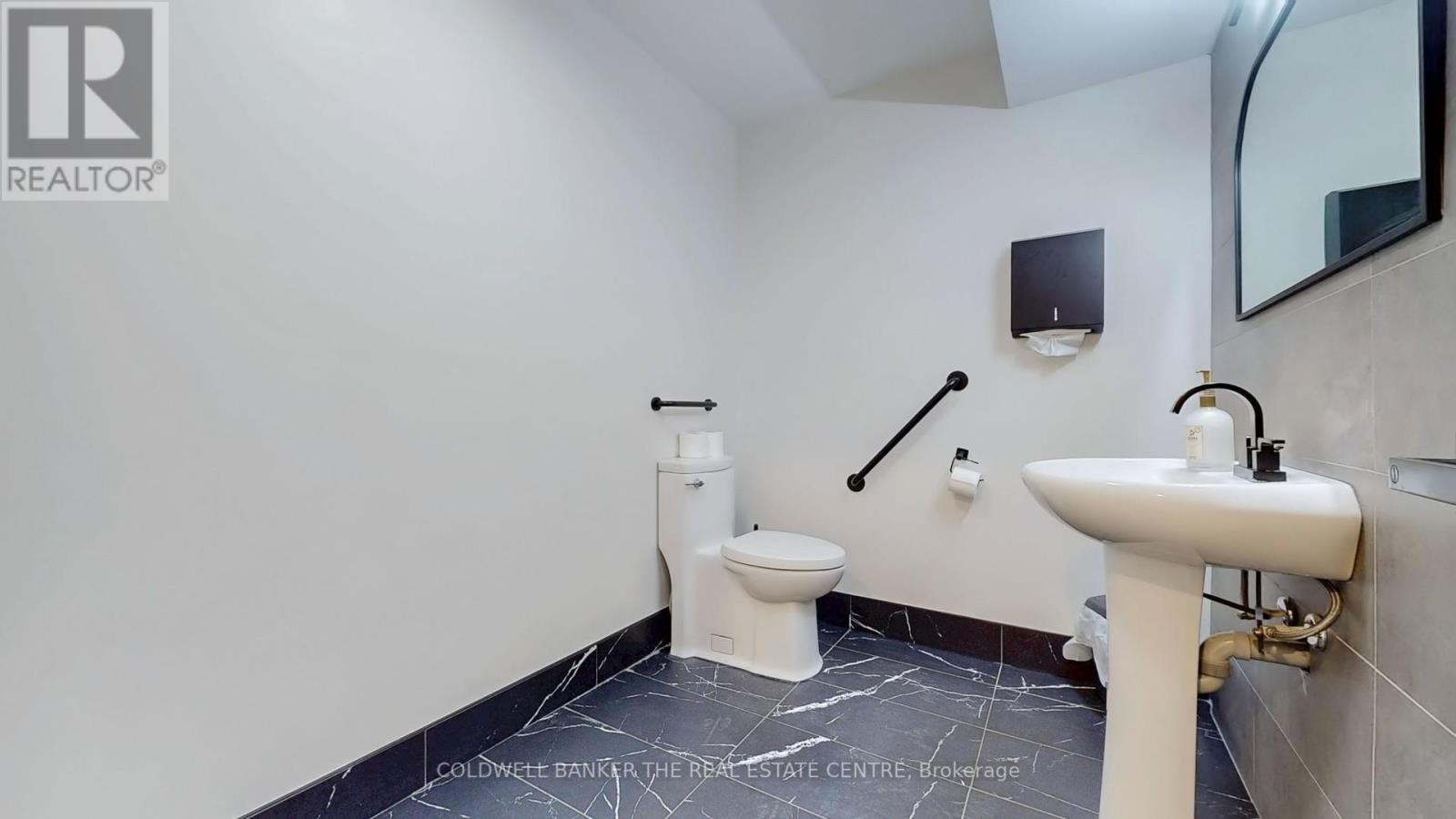 543 The Queensway S, Georgina (Keswick South), Ontario  L4P 2E7 - Photo 30 - N12353255