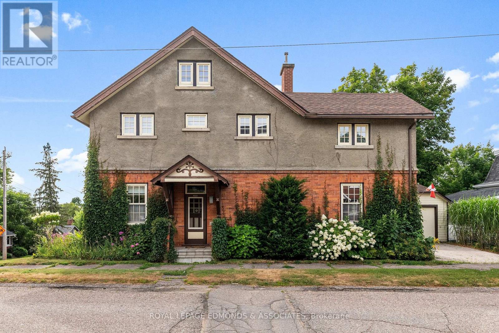 400 CENTRE STREET, Pembroke, Ontario
