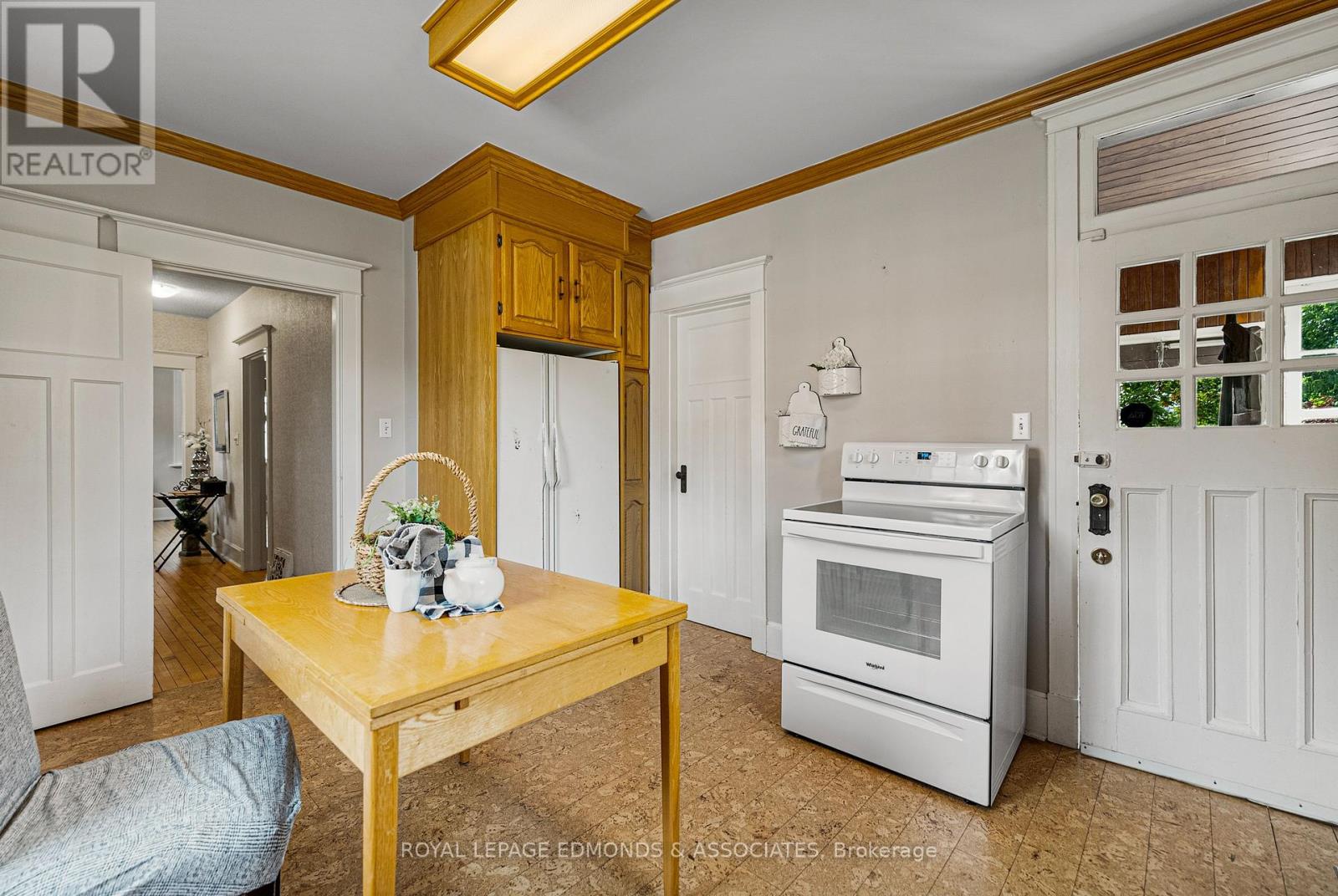 400 Centre Street, Pembroke, Ontario  K8A 1J5 - Photo 11 - X12353305