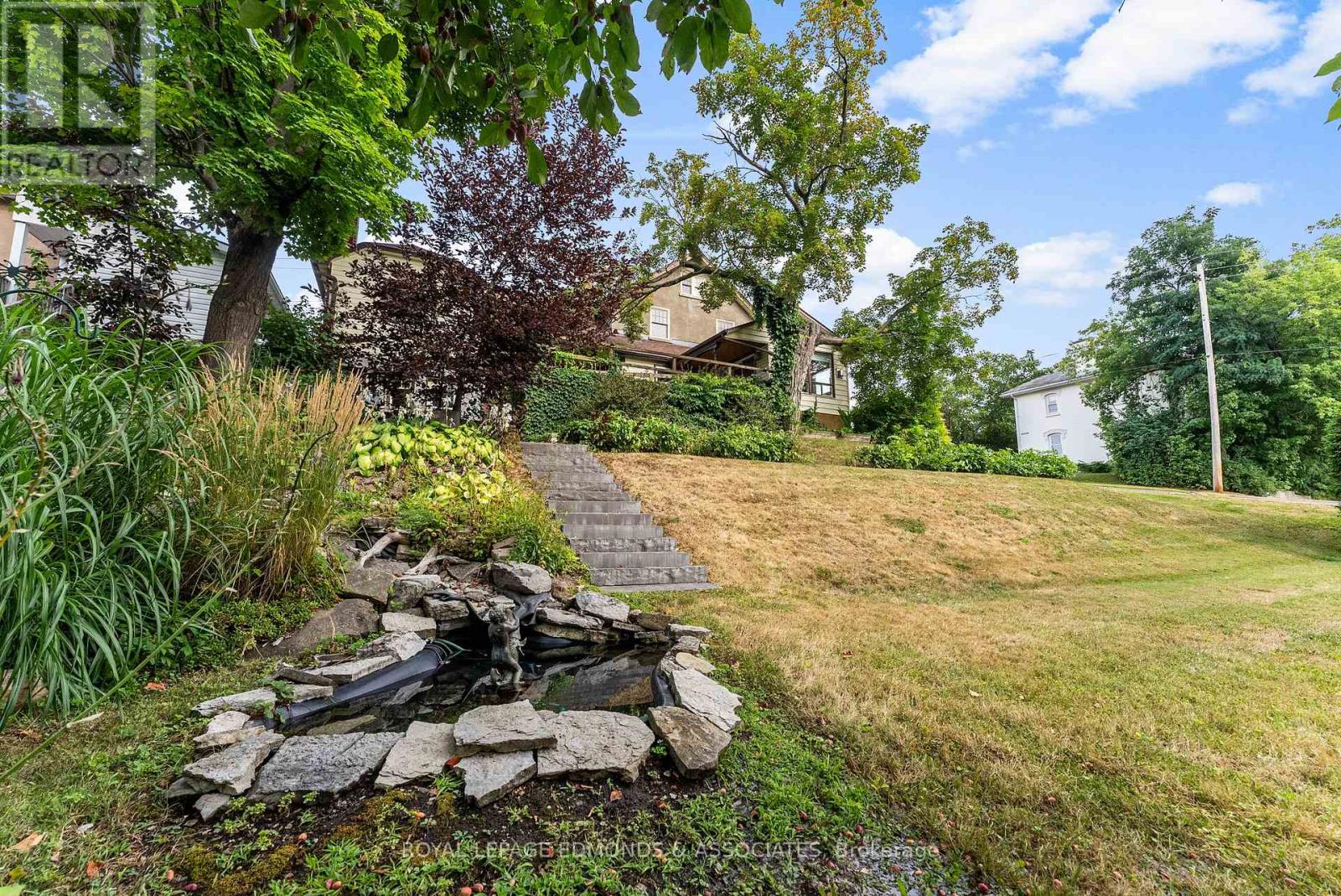 400 Centre Street, Pembroke, Ontario  K8A 1J5 - Photo 33 - X12353305