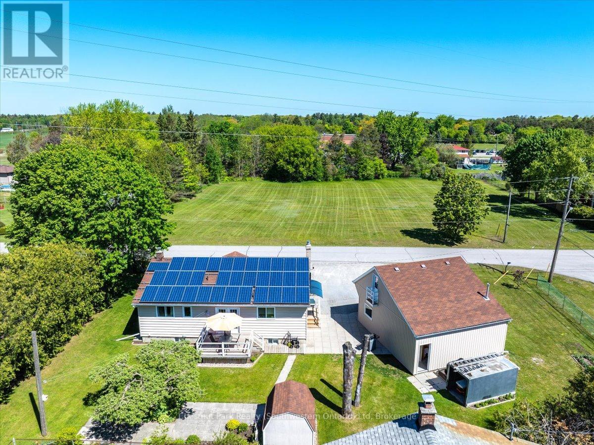 31 Sunset Street, East Gwillimbury, Ontario  L9N 1H1 - Photo 2 - N12178655