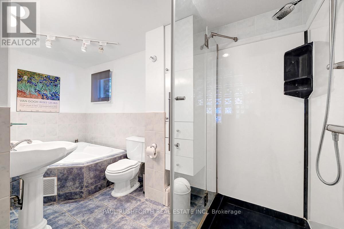 89 Hawk Crescent, Ottawa, Ontario  K1V 9G8 - Photo 17 - X12353301
