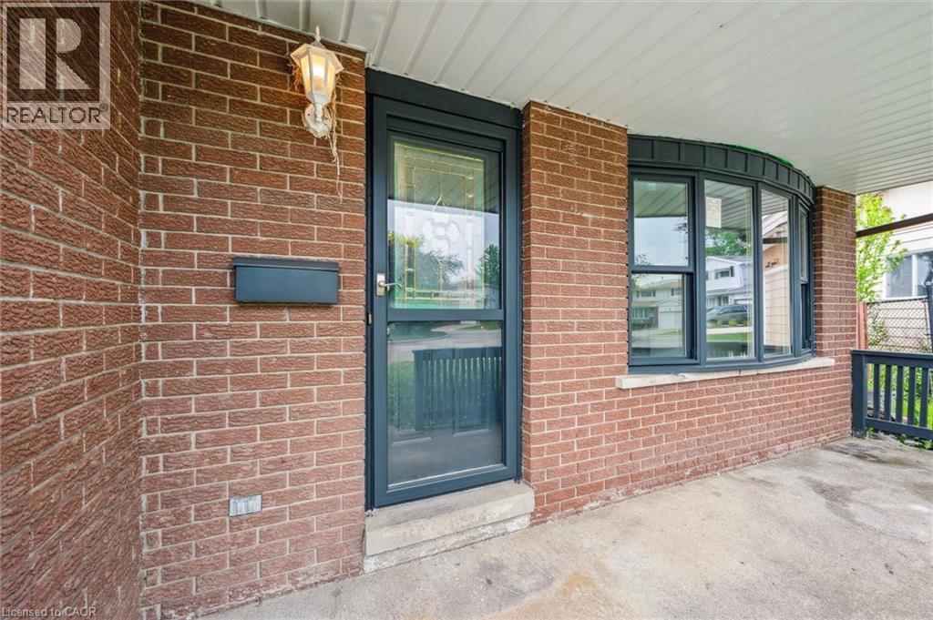 Property at 21 FOREST GLEN Court image 5