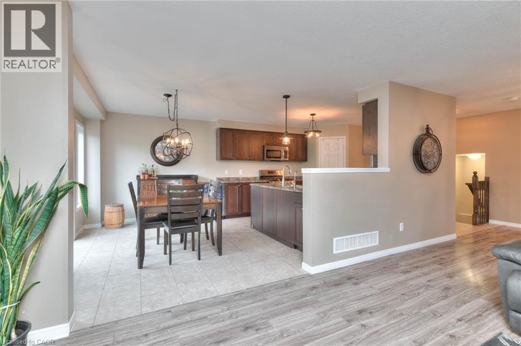 288 Steepleridge Street, Kitchener, Ontario  N2P 0B4 - Photo 14 - 40752739