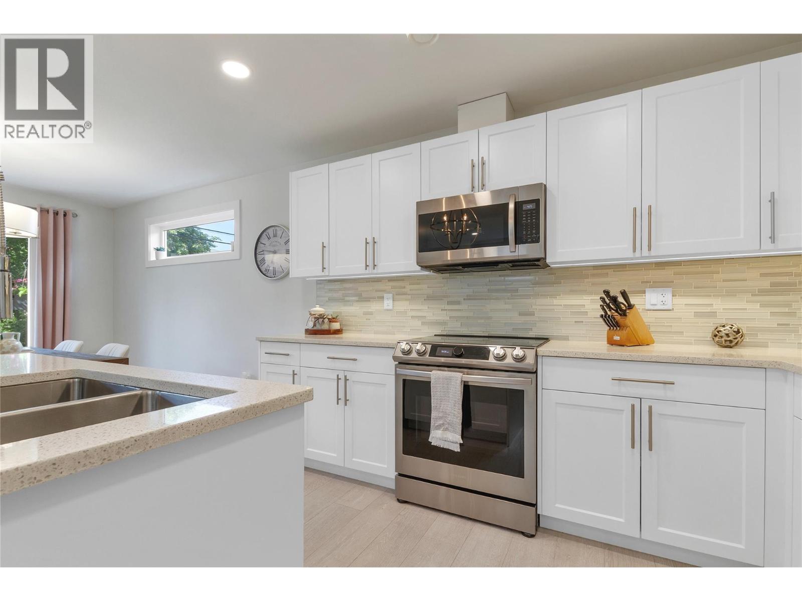 6635 Tronson Road Unit# 27, Vernon, British Columbia V1H 2K4 - Photo 11 - 10359844