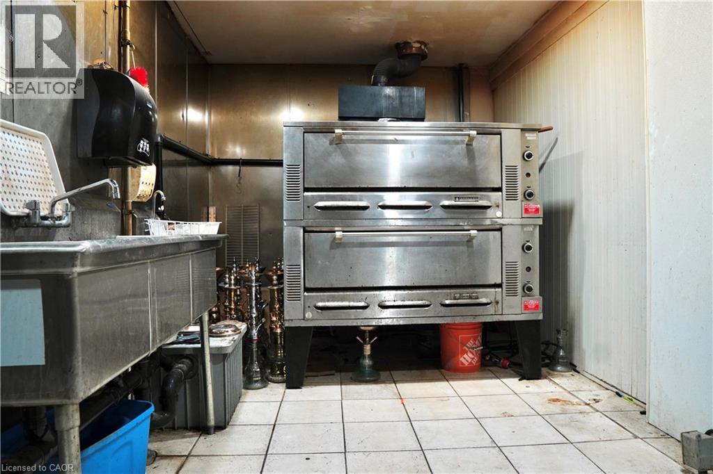 612 King Street E, Kitchener, Ontario  N2G 2M1 - Photo 19 - 40754822