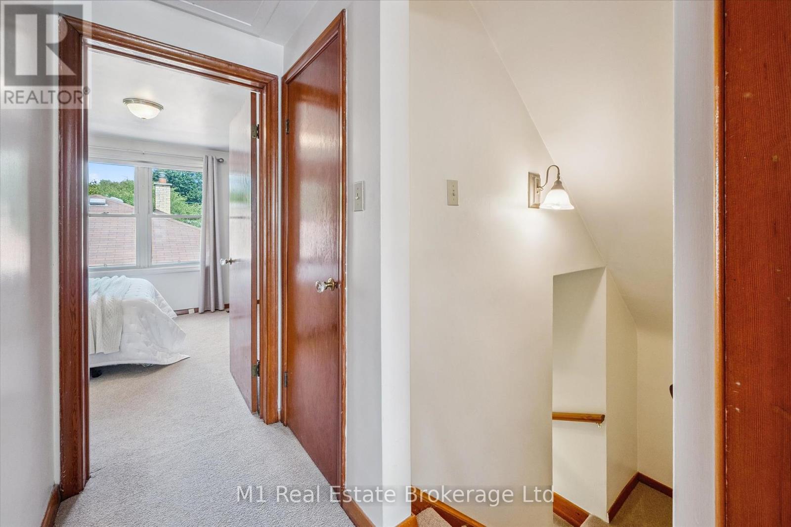 560 Paisley Road, Guelph, Ontario  N1H 2S1 - Photo 32 - X12353276