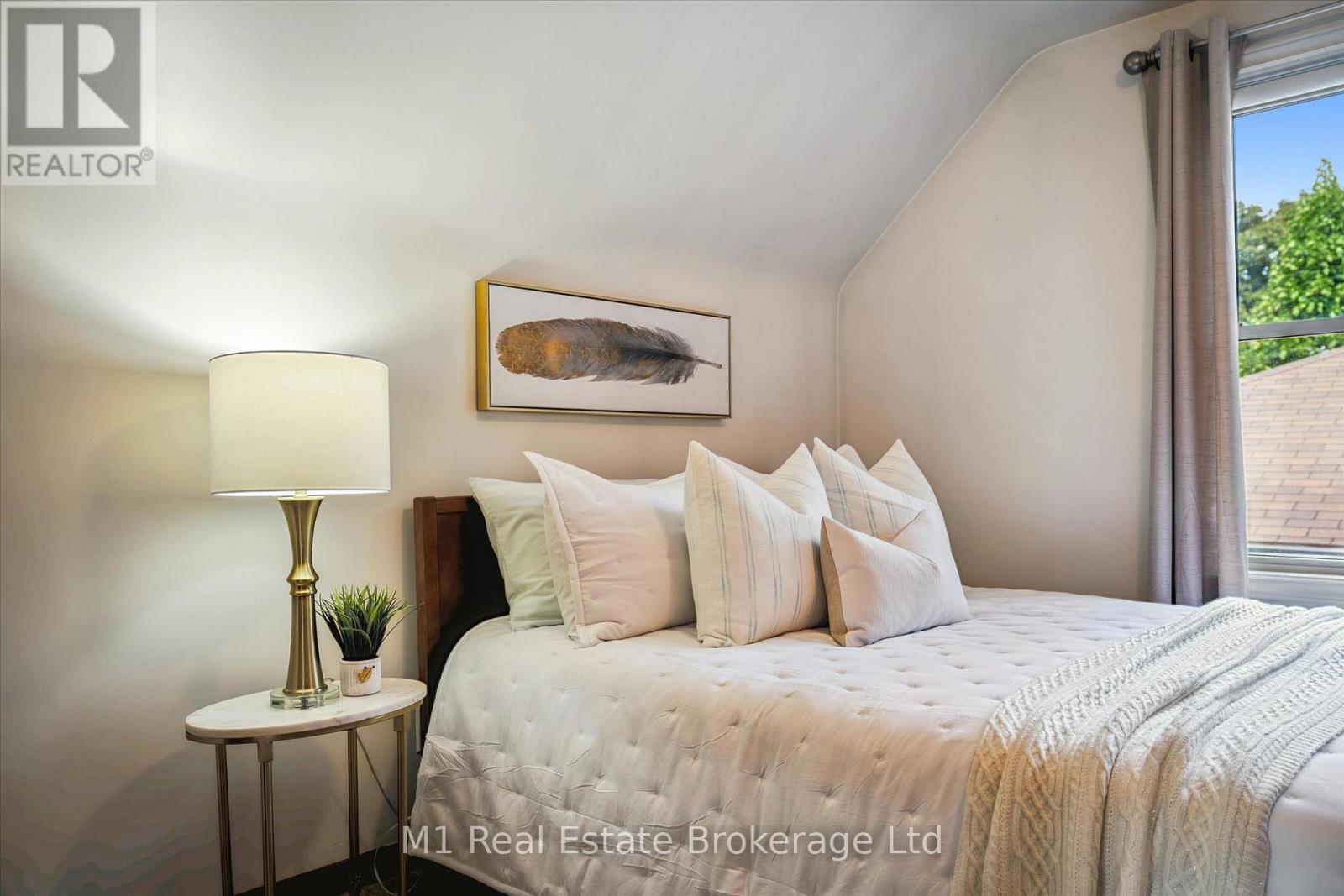 560 Paisley Road, Guelph, Ontario  N1H 2S1 - Photo 36 - X12353276