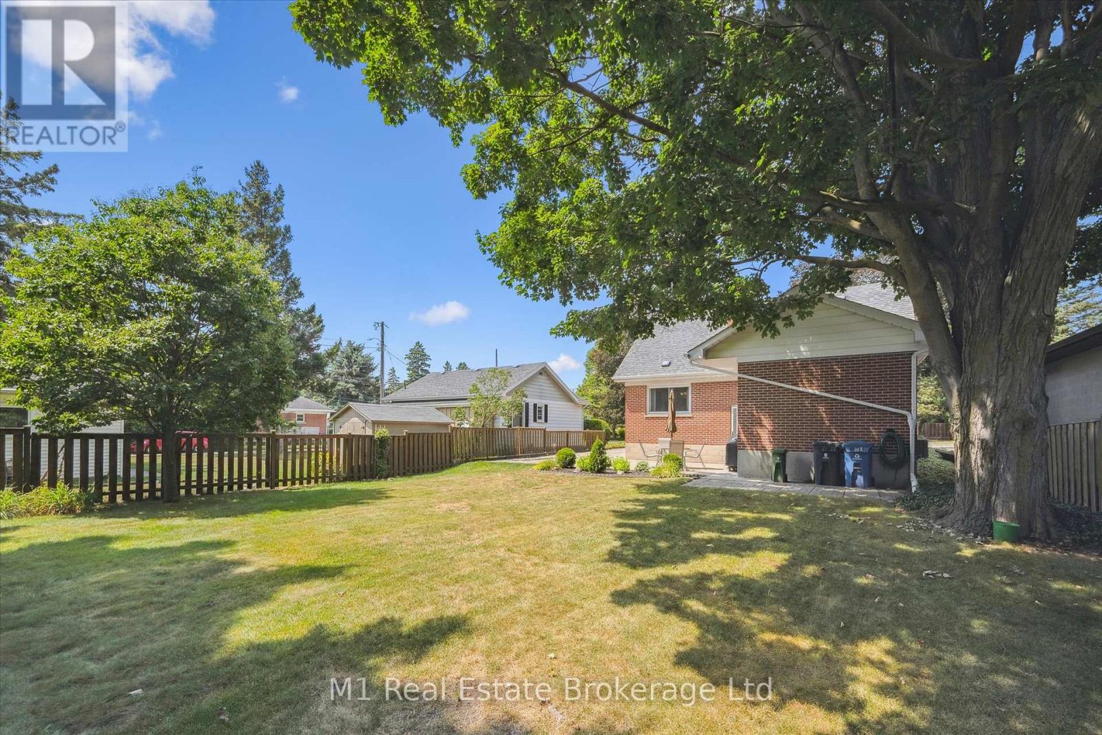 560 Paisley Road, Guelph, Ontario  N1H 2S1 - Photo 42 - X12353276