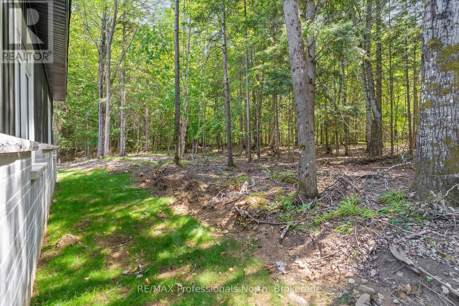 1076 Angel Road, Dysart Et Al, Ontario  K0M 1S0 - Photo 33 - X12353290