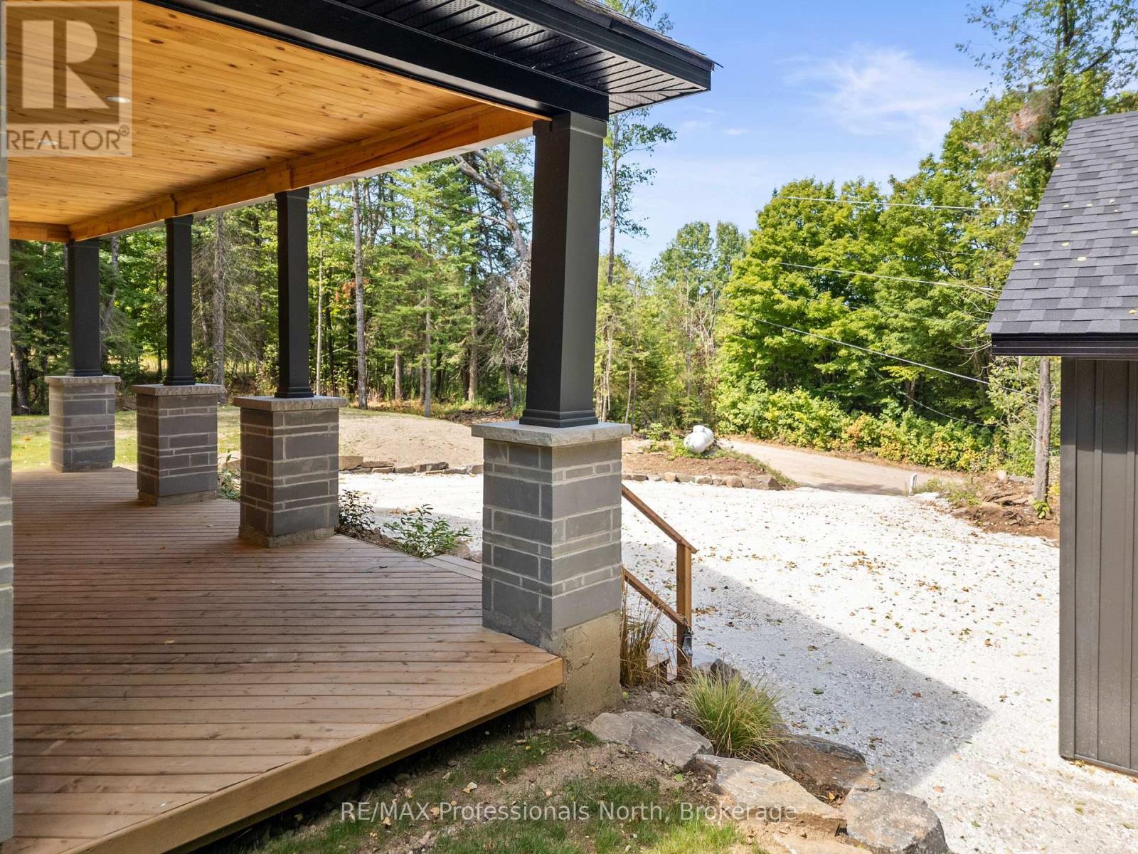 1076 Angel Road, Dysart Et Al, Ontario  K0M 1S0 - Photo 40 - X12353290