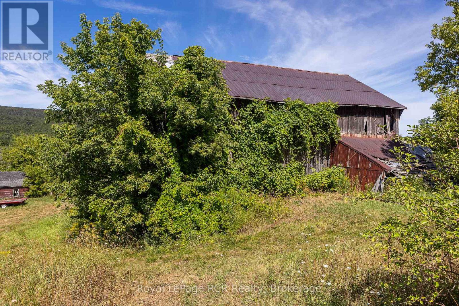 634931 Pretty River Road, Grey Highlands, Ontario  N0C 1M0 - Photo 27 - X12353318