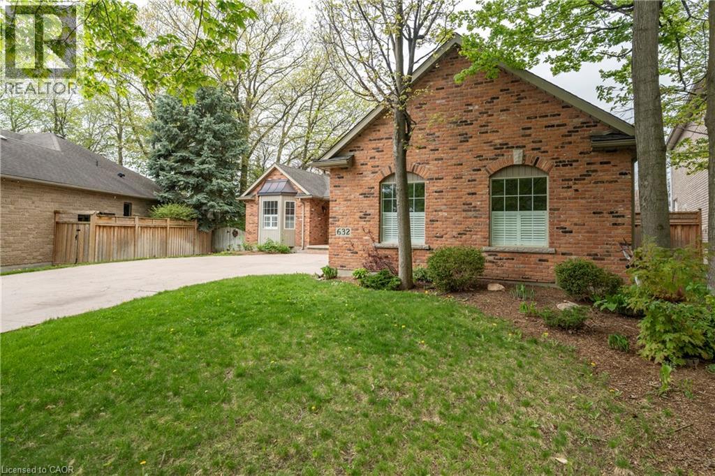 632 Bayhampton Crescent, Waterloo, Ontario  N2K 3N9 - Photo 1 - 40756216