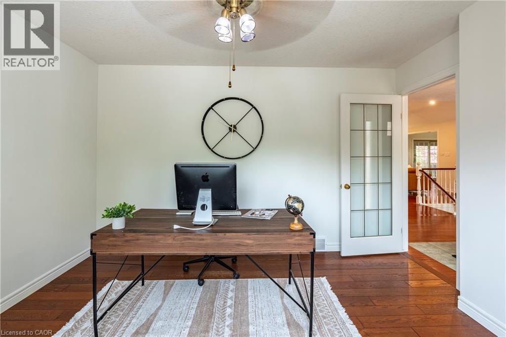 632 Bayhampton Crescent, Waterloo, Ontario  N2K 3N9 - Photo 4 - 40756216