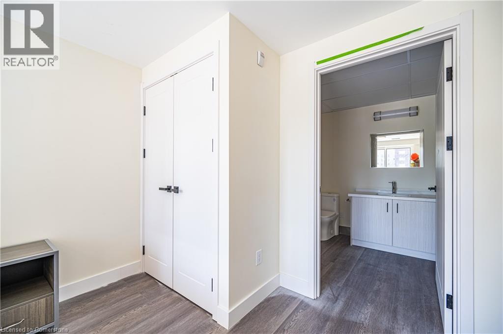 316 Batavia Place Unit# C, Waterloo, Ontario  N2L 3W2 - Photo 5 - 40756219