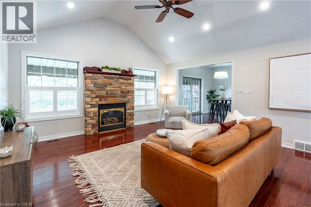 632 Bayhampton Crescent, Waterloo, Ontario  N2K 3N9 - Photo 9 - 40756216