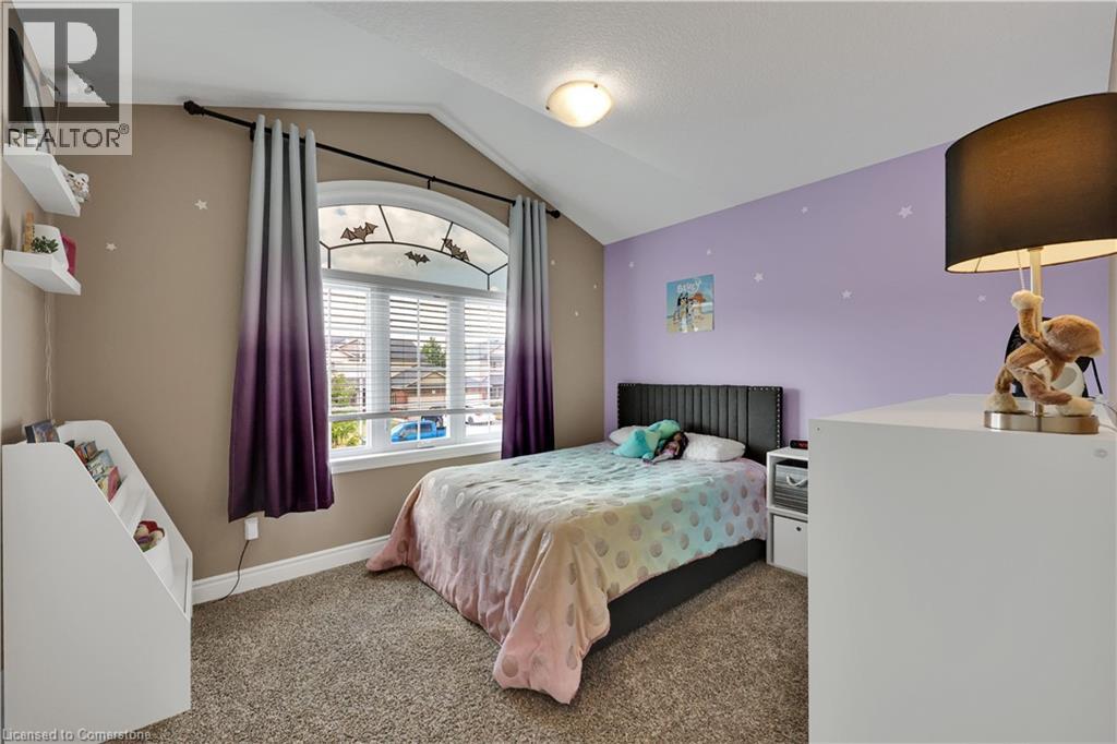 Photo 30 of 44 for 5 Oliver Crescent