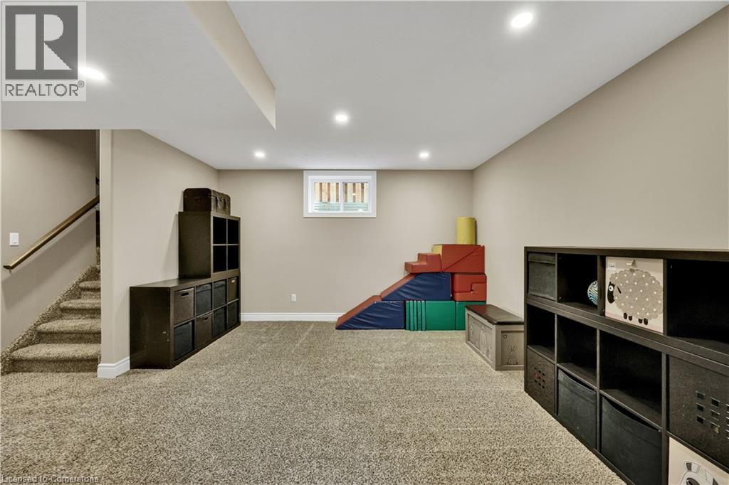 Photo 39 of 44 for 5 Oliver Crescent