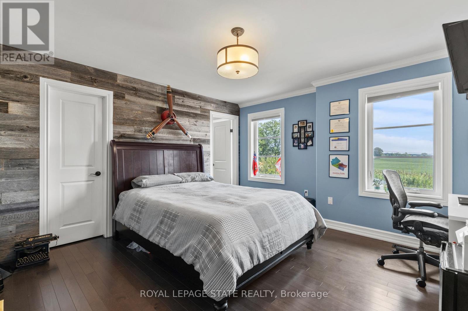 43 Third Road E, Hamilton, Ontario  L8J 3J5 - Photo 28 - X12353232