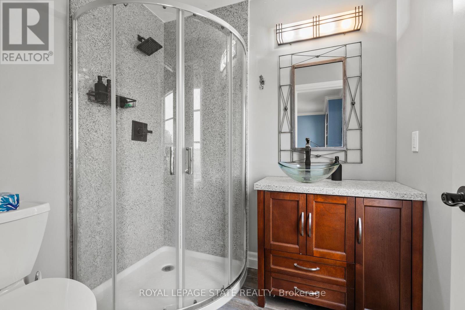 43 Third Road E, Hamilton, Ontario  L8J 3J5 - Photo 29 - X12353232