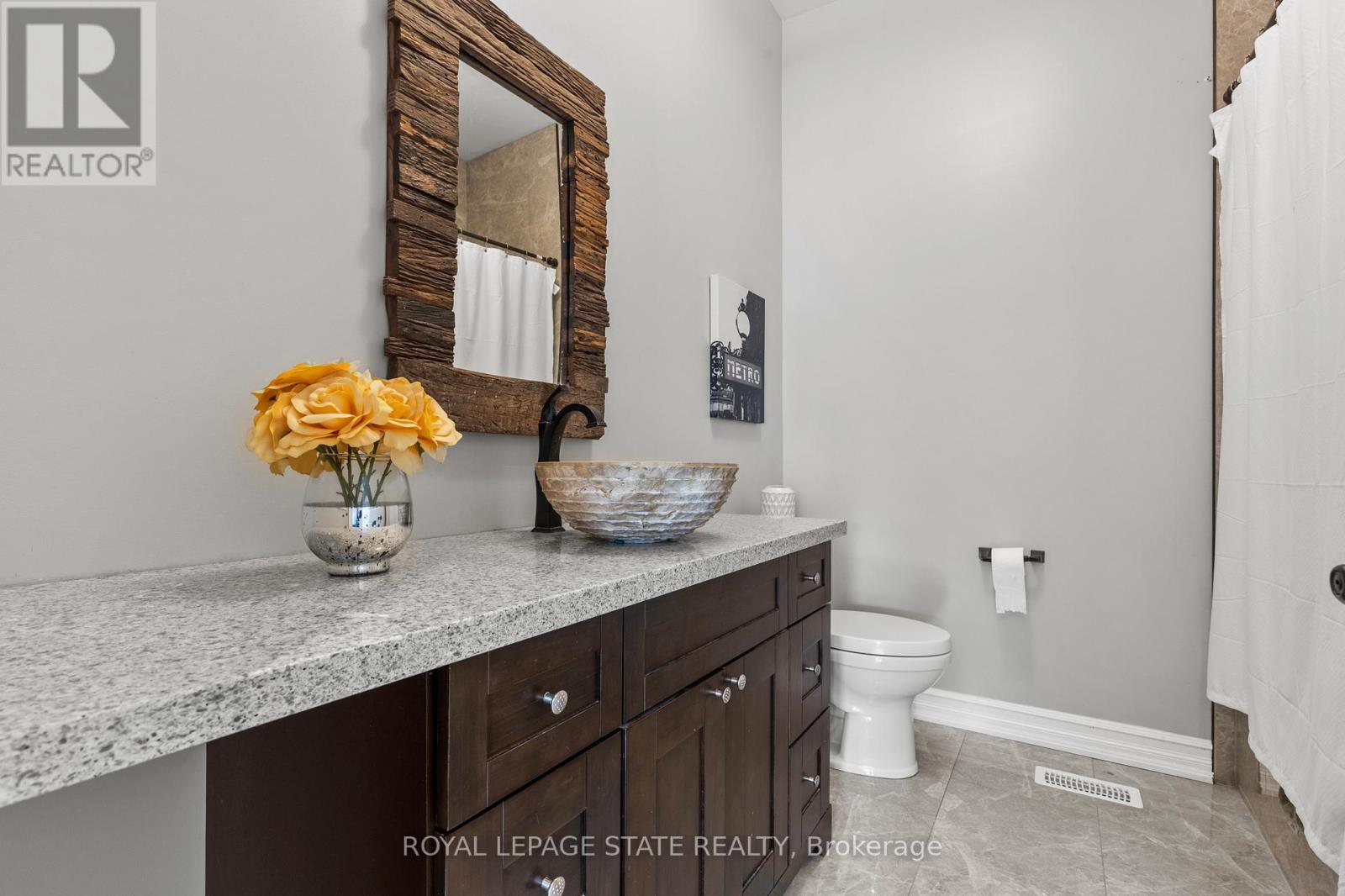 43 Third Road E, Hamilton, Ontario  L8J 3J5 - Photo 45 - X12353232