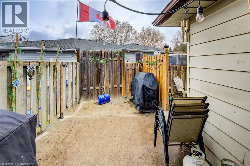Property at 66 HARVEST Court image 2